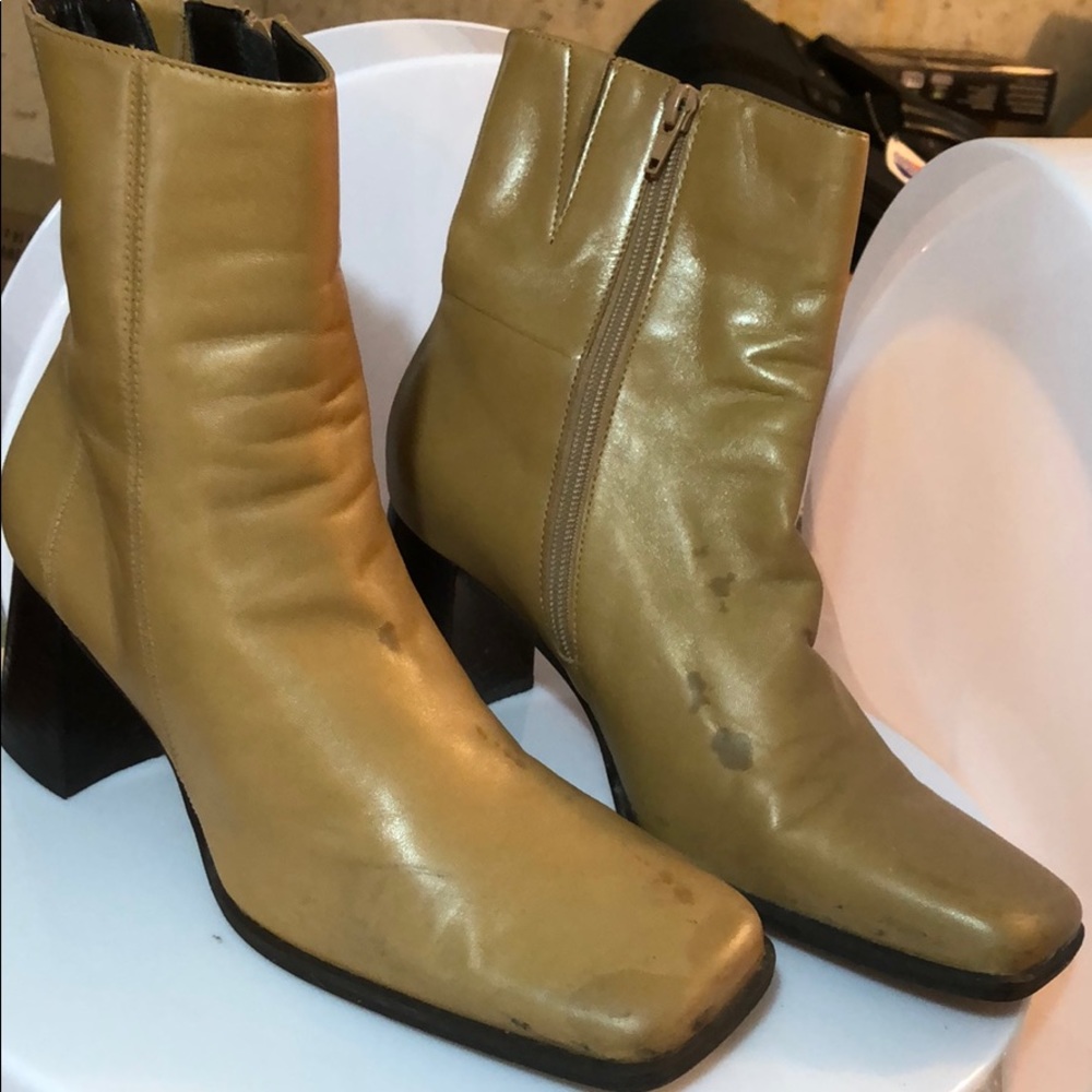 Easy Spirit Tan Upper Leather Ankle Boots Size 8